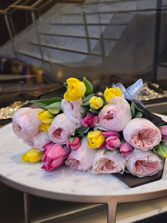 Rose/Tulip Mixed Bouquet